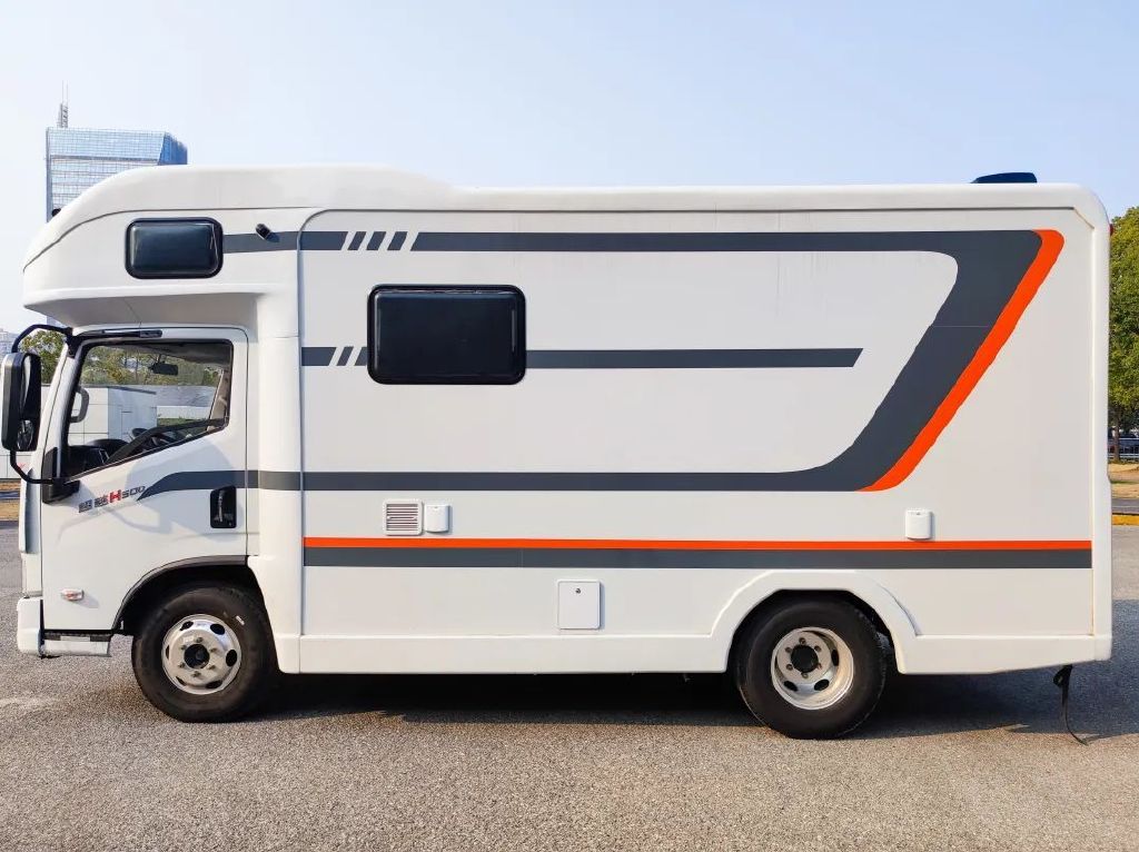 吉姆西H500平头轻卡房车 全新内饰设计 内外兼修 打造舒适移动之家