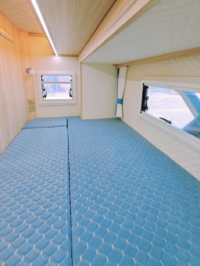 赛沸尔依维柯C型双拓展房车 空间与品质兼备 旅居舒适随行