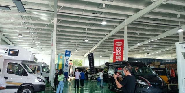 上海房车购车季月底启动，线上线下选房车、看房车